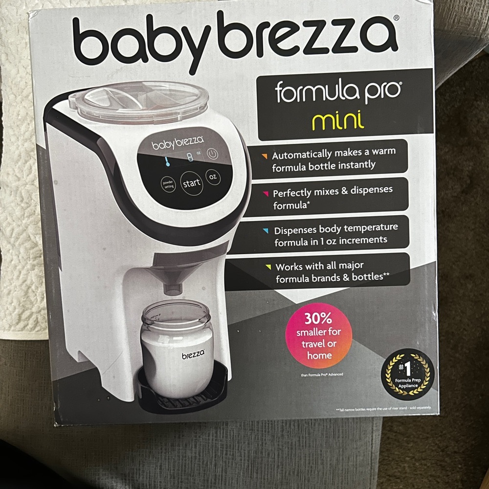 Baby Brezza Formula Pro Mini - White